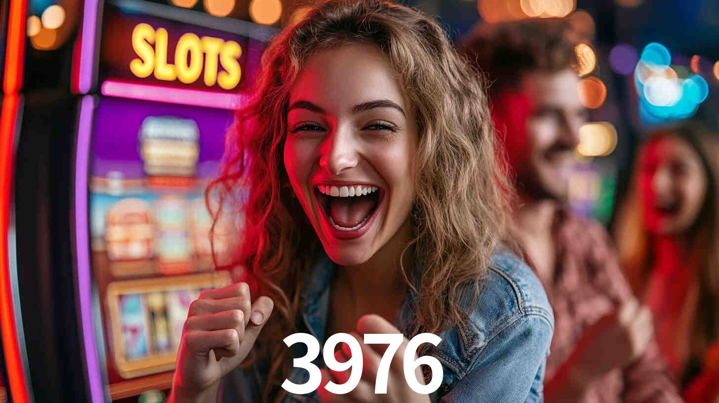 3976